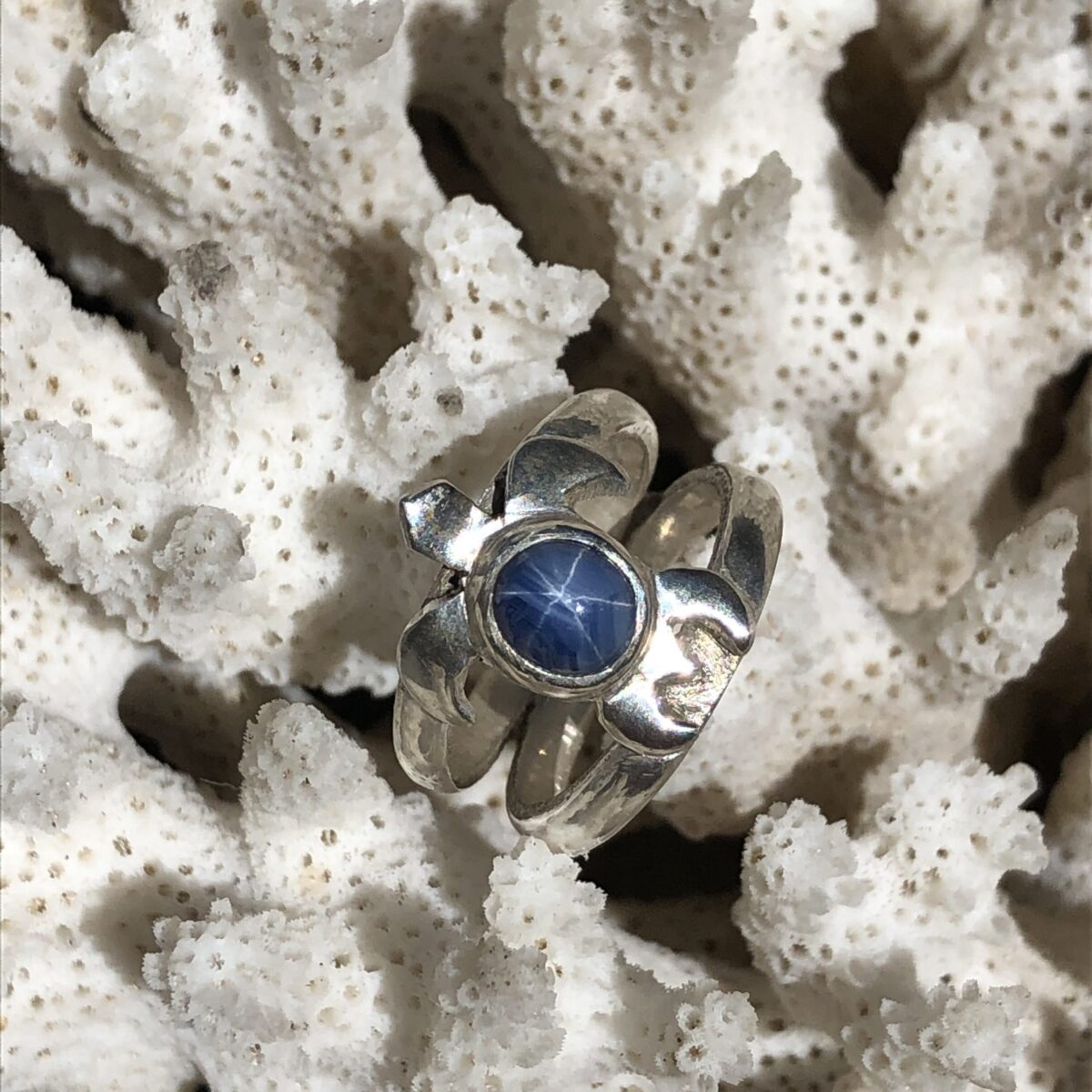 Bague Saphir étoile Bleue Naturelle En Argent 925 – Style Cocktail Trois Pierres