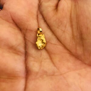 Pendentif pépite en or