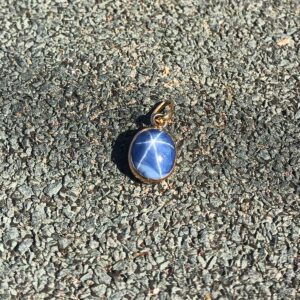 Pendentif en or pour femme
